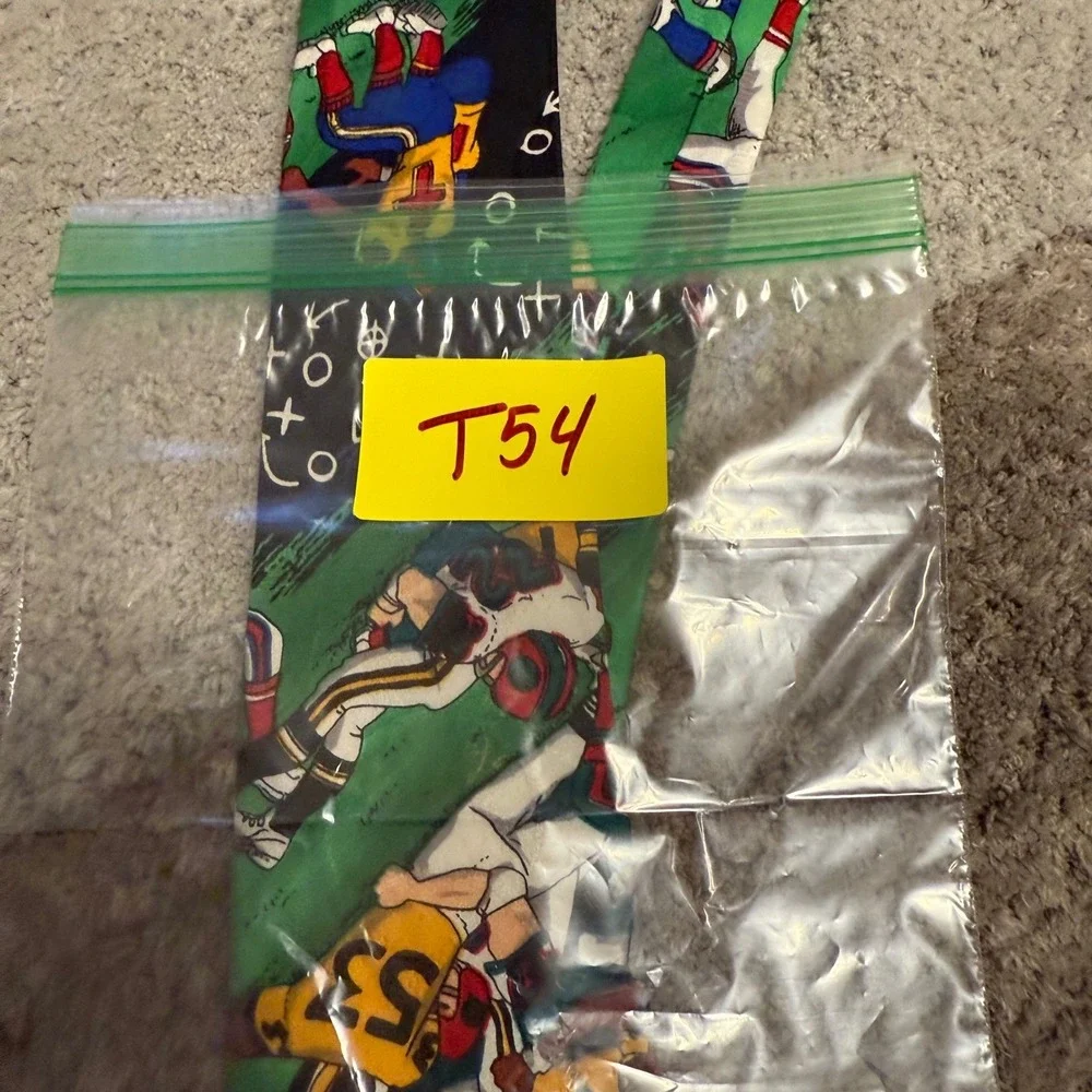 Nicole Miller 1991 Football‎ Silk Tie Men Green Black Action Print 53 x 3